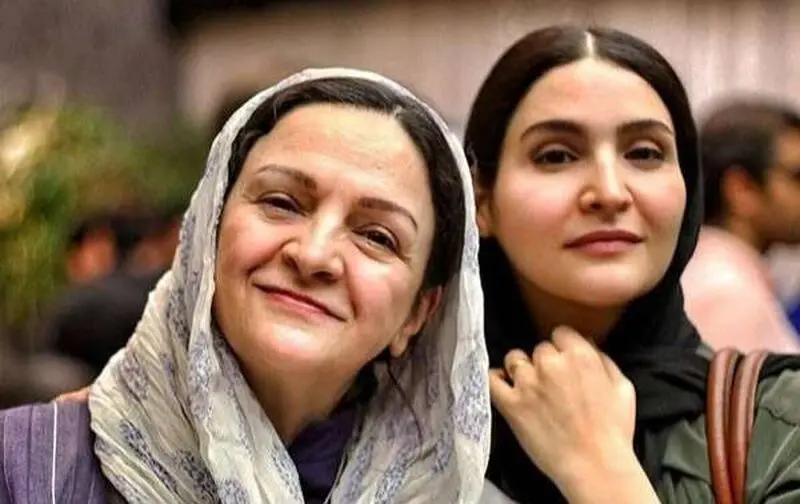 بازیگر مهمان مامان