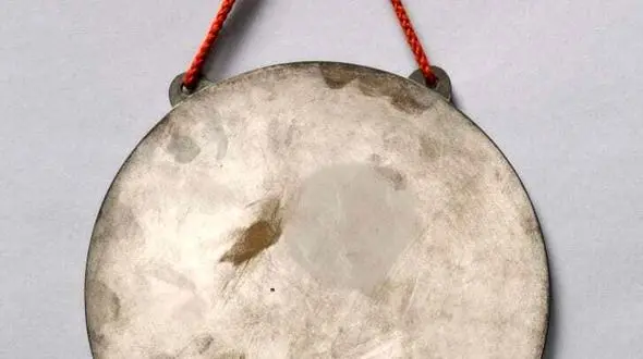 کشف تصویر مخفی در «آینه جادویی» 500 ساله / گنج وسوسه آمیز برای دزدان !