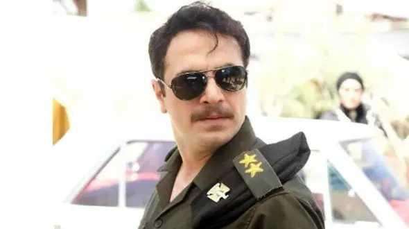 فیلم/ اولین واکنش محمدرضا هلال زاده، ضیا سریال طوبی بعد از پخش سکانس جگرسوز کشته شدن توسط پدرش در عراق