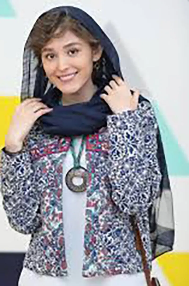 فرشته حسینی 