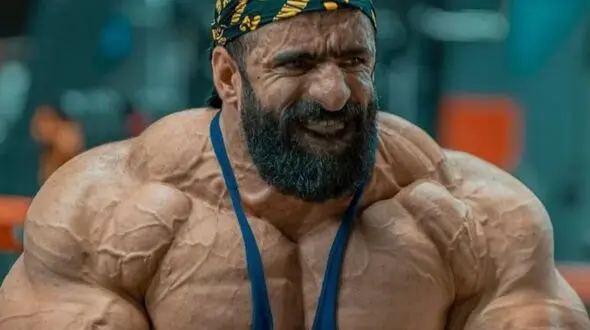 فیلم خوانندگی دختر هادی چوپان ! / همه حیرت کردند