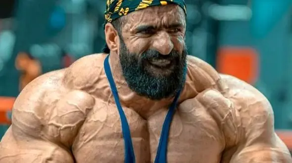 فیلم خوانندگی دختر هادی چوپان ! / همه حیرت کردند