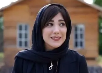 فیلم/ شعر بی‌همتا و دلی با صدای دلنواز باران نیکراه/ سینه ام دکان عطاری است/ سینه ام دکان عطاری است دردت چیست ؟...