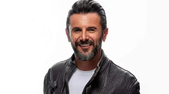 تقلید عجیب امین حیایی از آشپز معروف تُرک +عکس/ امیر جعفری چه نگاهی داره میکنه!