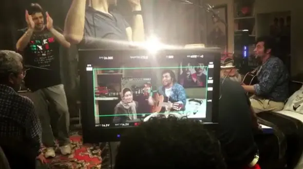 رقصیدن حسام نواب صفوی در پشت صحنه نهنگ عنبر 2 + فیلم