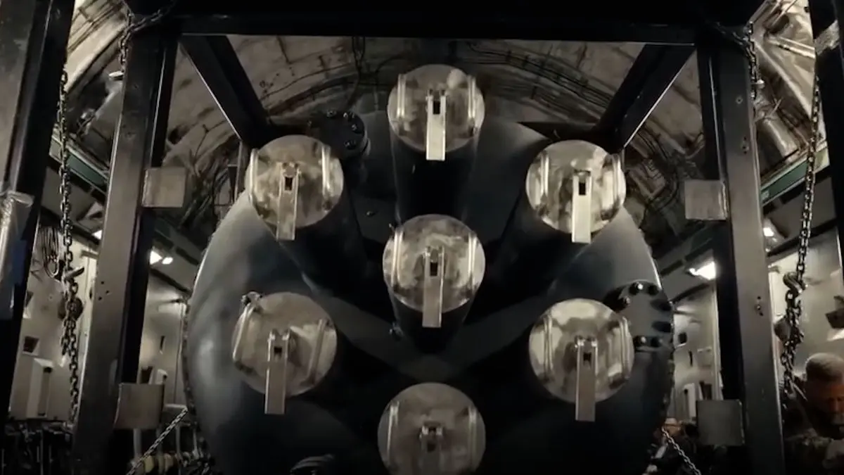 فیلم جا به جایی راکتور کوچک هسته ای با C-17