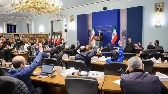 شهید سلیمانی جانش را برای دفاع از ایران فدا کرد/ کانال ارتباطی بین ایران و آمریکا برقرار است