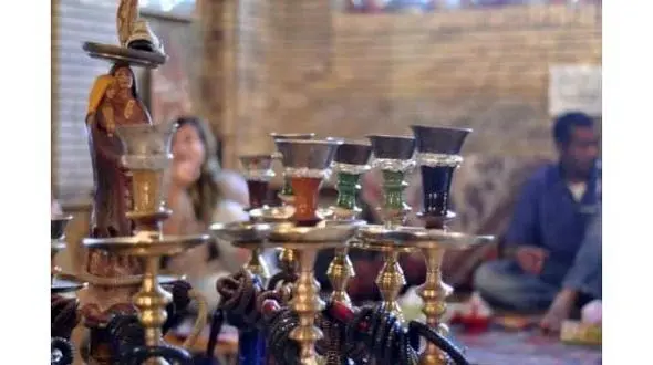 شرایط صدور مجوز برای قهوه‌خانه‌ها و سفره‌خانه‌ها/ کشیدن قلیان برای خانم ها ممنوعیت ندارد