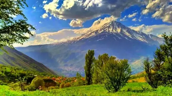 با دشت آزو آشنا شوید؛ مقصدی آرامش‌ بخش با منظره‌ ای از دماوند