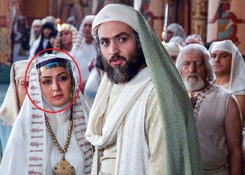 تغییر چهره عجیب و غریب و جنجالی الهام حمیدی در کنار حیوان خانگیش! / 24 سال بعد از سریال یوسف پیامبر