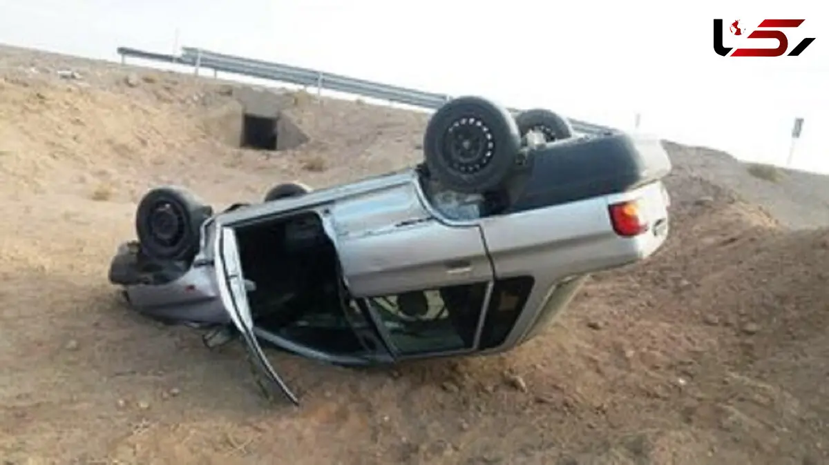 واژگونی پراید کودک ۹ ماهه را از ادامه زندگی بازداشت
