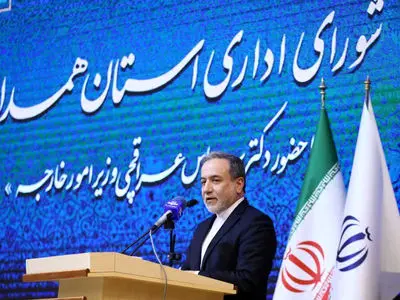 وزیر امور خارجه: "ایران قوی" و حفظ انسجام، راه دور کردن تهدیدها از ایران است