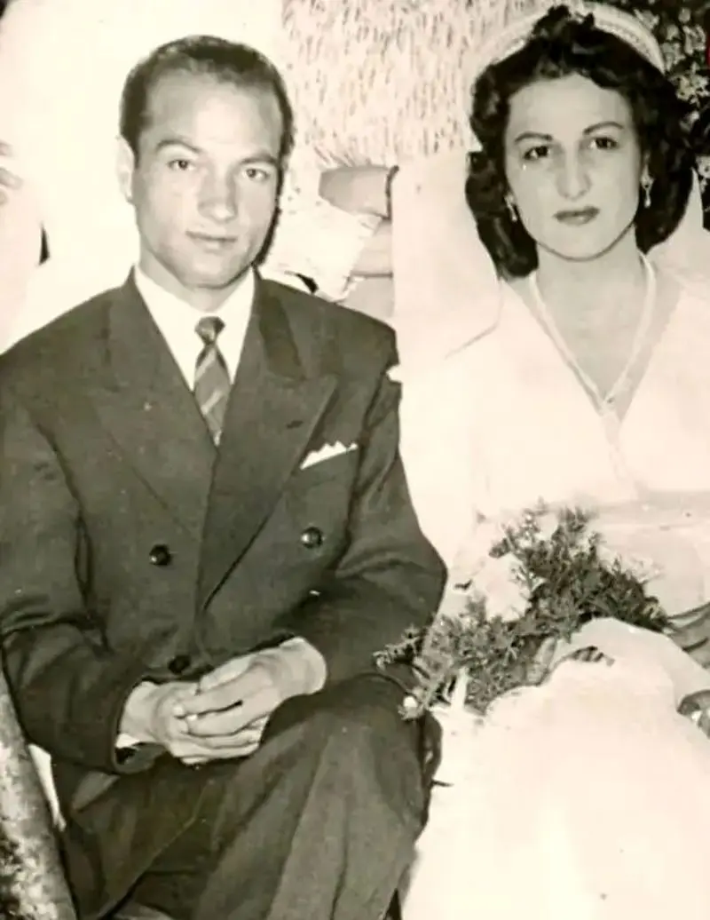 241969891747928827_11zon