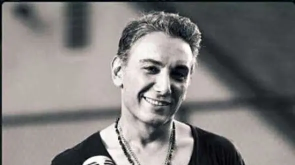 دانلود آهنگ هایده و شادمهر عقیلی به نام انتظاره شبی که ماه نداره + پخش آنلاین