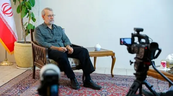 لاریجانی: در دوره جنگ اخیر با رهبر معظم انقلاب ارتباط داشتم 