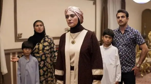 تصویری جدید از سودابه بیضایی بازیگر نقش "آنیه کمیل" در طوبی / جذابیت خانم بازیگر در سادگی!