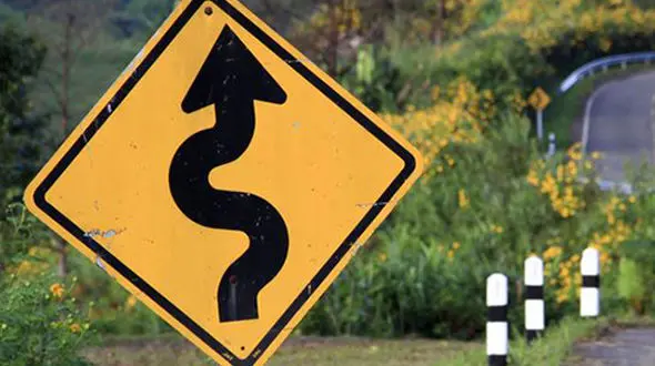 از پرواز عجیب ماشین به سبک فیلم های هالیوودی تا اتفاقی ن چندان خطرناک