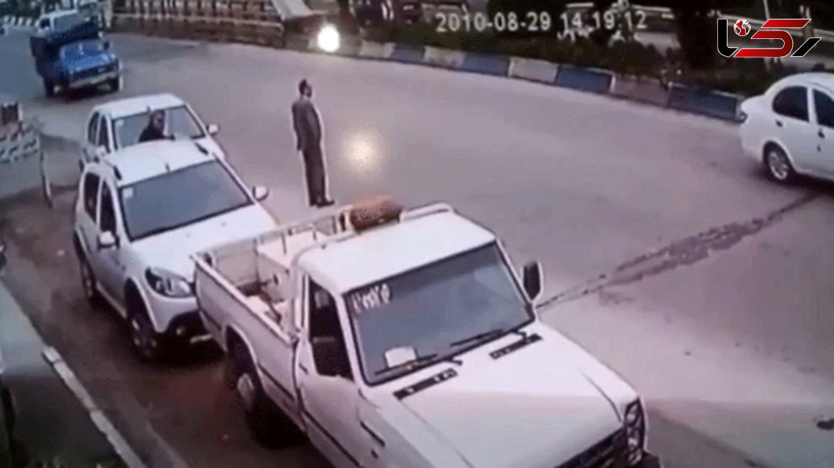 فیلم لحظه برخورد دلخراش نیسان به عابر پیاده در متل قو