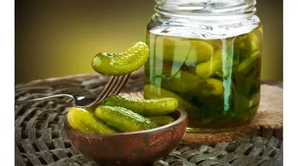 بیماری ها را با آب خیارشور ضربه فنی کنید