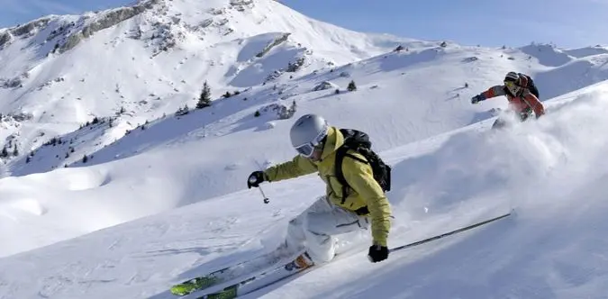 فیلم اسکی بازی اما در راه مدرسه