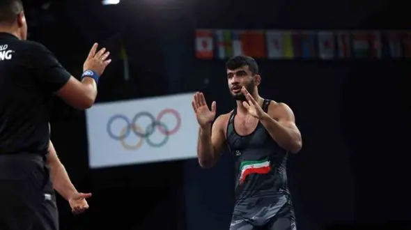 مهمدی با اقتدار به یک چهارم رفت + فیلم سالتو باراندازهای دیدنی مهمدی