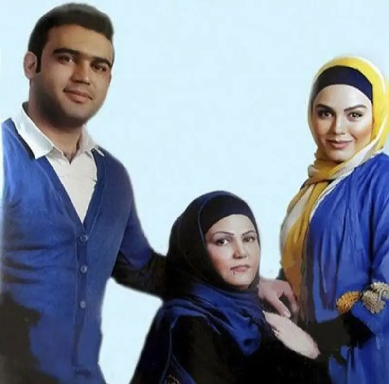 آزاده زارعی