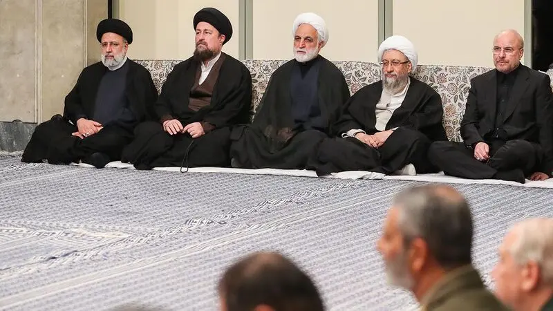 سران قوا، مسئولان و کارگزاران نظام عصر امروز چهارشنبه با رهبر انقلاب اسلامی دیدار کردند. 