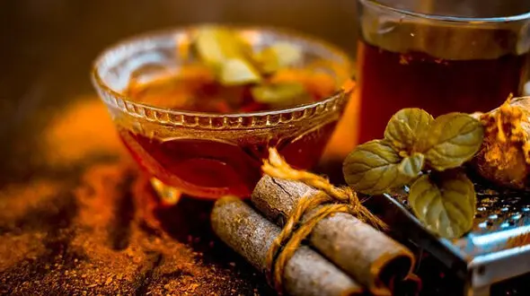 بهترین درمان طبیعی گلودرد