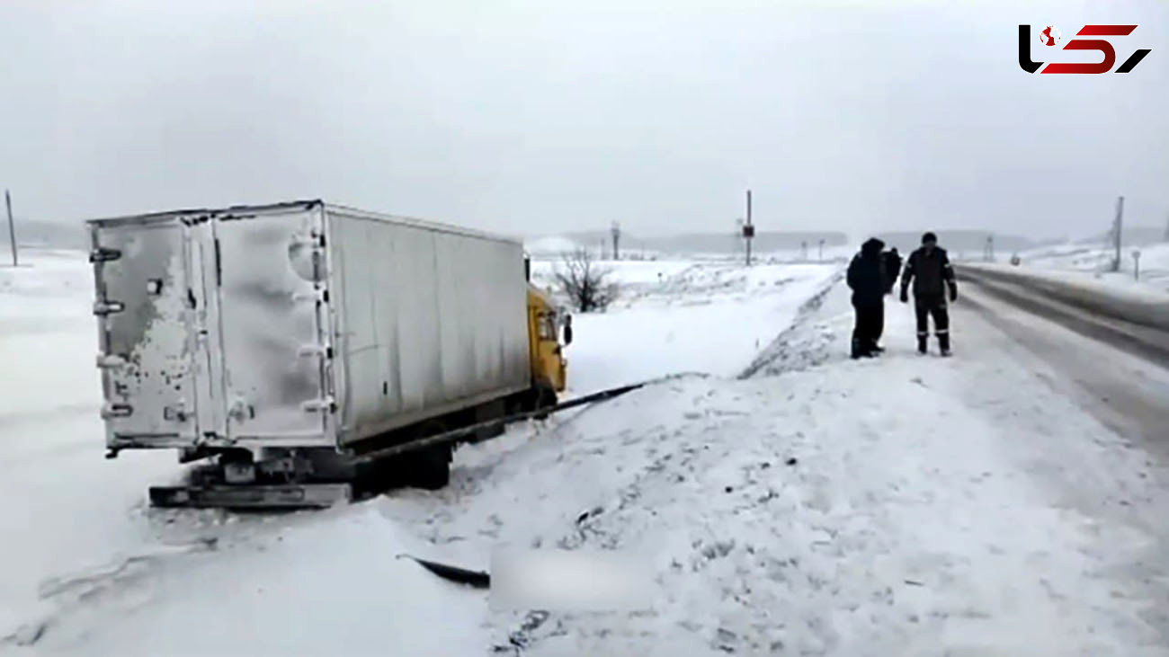 به دنبال بارش برف راه ارتباطی ۱۷۰ روستای آذربایجان شرقی بسته شد
