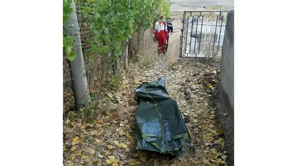 فوت یک نفر بر اثر برق گرفتگی در بستان آباد