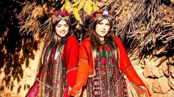 فیلم آواز محلی /  شادترین آهنگ شیرازی که تو عزا هم باشی دلت میخواد پاشی تکون بدی عالیه