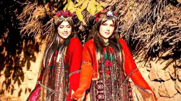 فیلم آواز محلی /  شادترین آهنگ شیرازی که تو عزا هم باشی دلت میخواد پاشی تکون بدی عالیه