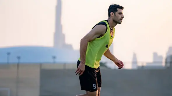 تقابل الوصل و شباب‌ الاهلی در لیگ امارات با حضور طارمی + عکس