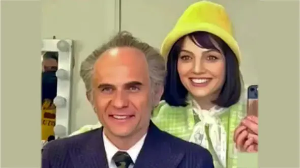 فیلم آواز و رقص پر عشوه بابک حمیدیان برای دخترش در سریال تاسیان / سکانسی که در تاریخ می ماند