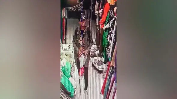 این مرد را می شناسید ؟ / او مثل آب خوردن دزدی میکند