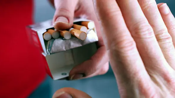 سیگار کشیدن در  ملاءعام ممنوع / تعیین جریمه برای متخلفان