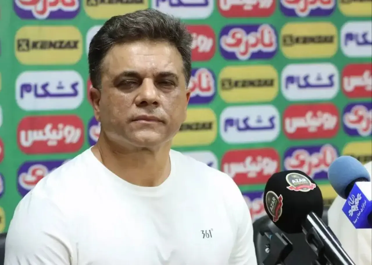 بازیکنان فوتبال آدم آهنی نیستند؛ اعتراض سرمربی شمس آذر