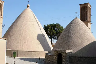 شهر آب‌انبارها / نگاهی به معماری شگفت‌انگیز و تاریخچه مخازن آب تاریخی نائین