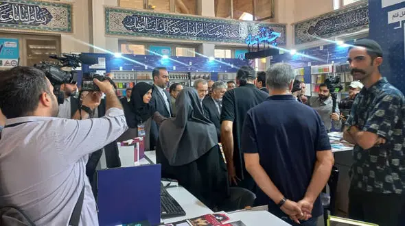 بازدید رئیس‌جمهور از سی‌ و ششمین نمایشگاه کتاب تهران