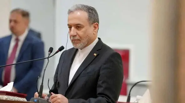 عراقچی: تنگه هرمز در صورت پذیرش طرح ایران از سوی آمریکا ظرف ۷ روز بازگشایی می شود