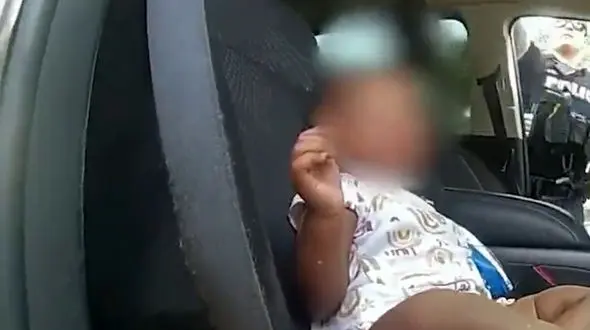 فیلم نجات نوزاد از ماشین ربوده شده ! / دختر از تشنگی بی حال بود !	