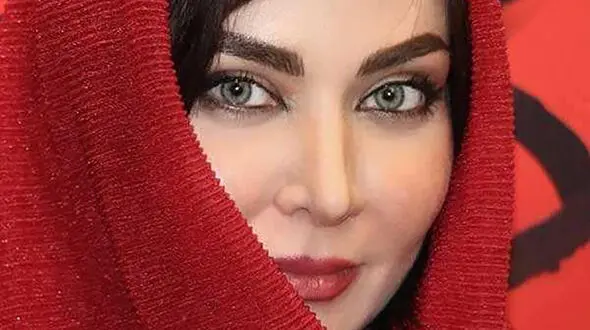 عکس های خاص از خانم بازیگر چشم رنگی ایرانی / فقیهه با این عکس ها جنجال ساخت !