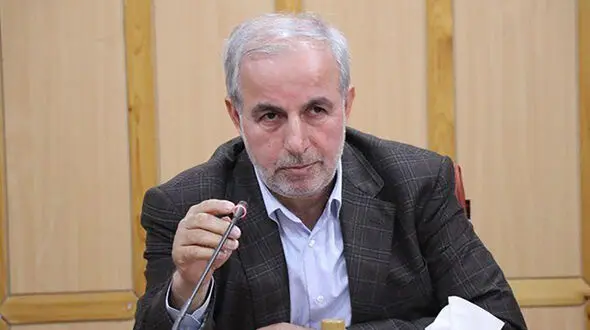 کوچکی‌نژاد: کارت سوختِ سفید، نشان‌دهنده ضعف اطلاعاتی دولت است