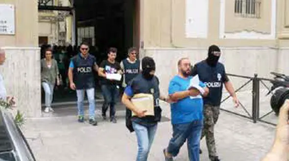 کلاهبرداری از بیمه با شگرد ایرانی ها در ایتالیا! / نقش خانم پرستار چه بود؟! + عکس