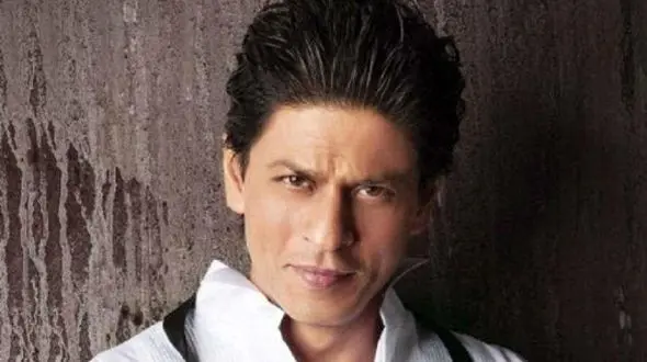 نگاهی به خونه زندگی شاهرخ خان با دکوراسیون شاه نشین و مجلل در هند / خونه نگو کاخ بگو