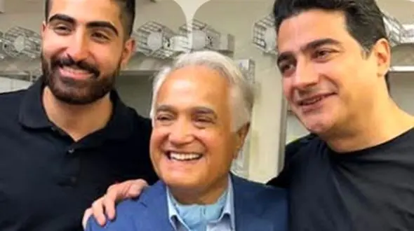 دانلود آهنگ باشکوه همایون شجریان / چنان مشتاقم ای دلبر به دیدارت ...