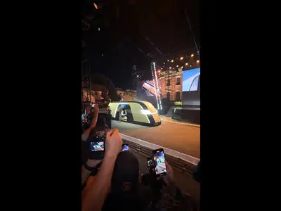 ون‌ های خودران تسلا؛ سفر به با تکنولوژی روز + فیلم