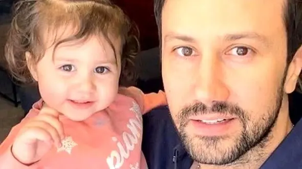 خلاقیت دیده نشده و عادی همسر شاهرخ استخری برای ناهار دادن به دختراش تو خونه اروپایی و شیکش+عکس