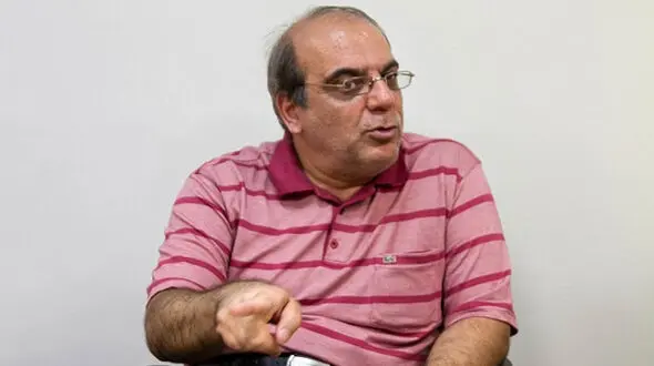 واکنش انتقادی عباس عبدی درباره آمارهای متناقض تولید واکسن 