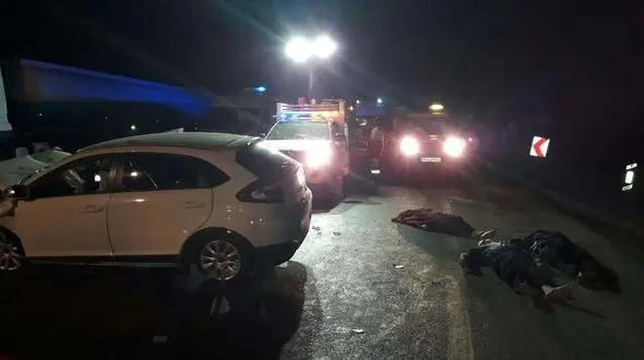 تصویری دردناک از اجساد اعضای یک خانواده وسط جاده قزوین